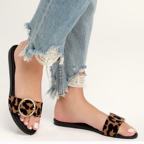 ‼️⚠️ MUST GO Size 6 Leopard Slide Sandals - Picture 2 of 7